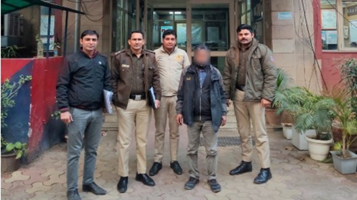 Another Bangladeshi national staying illegally in Delhi deported, total of 25 so far