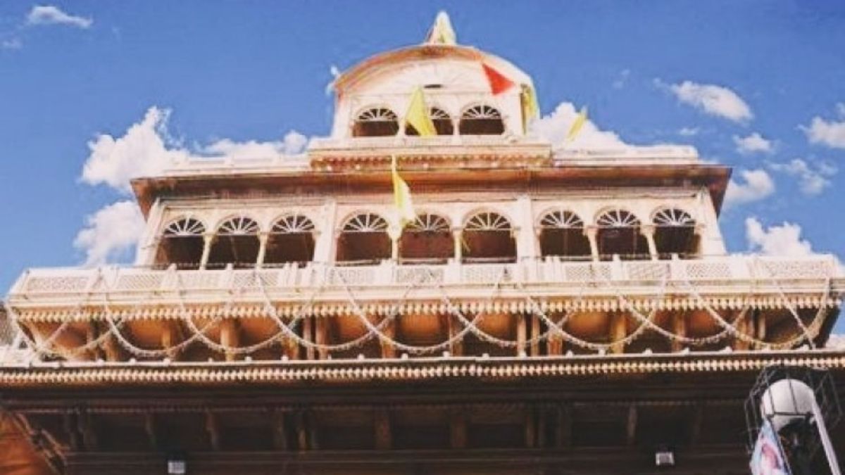 Vrindavan temple gets FCRA license, allowing foreign funds.