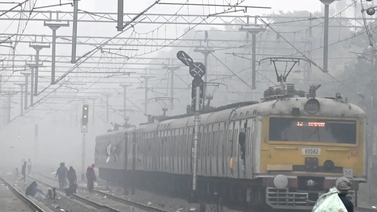 Weather updates: Dense fog causes train, flight delays, air quality remains poor in Delhi