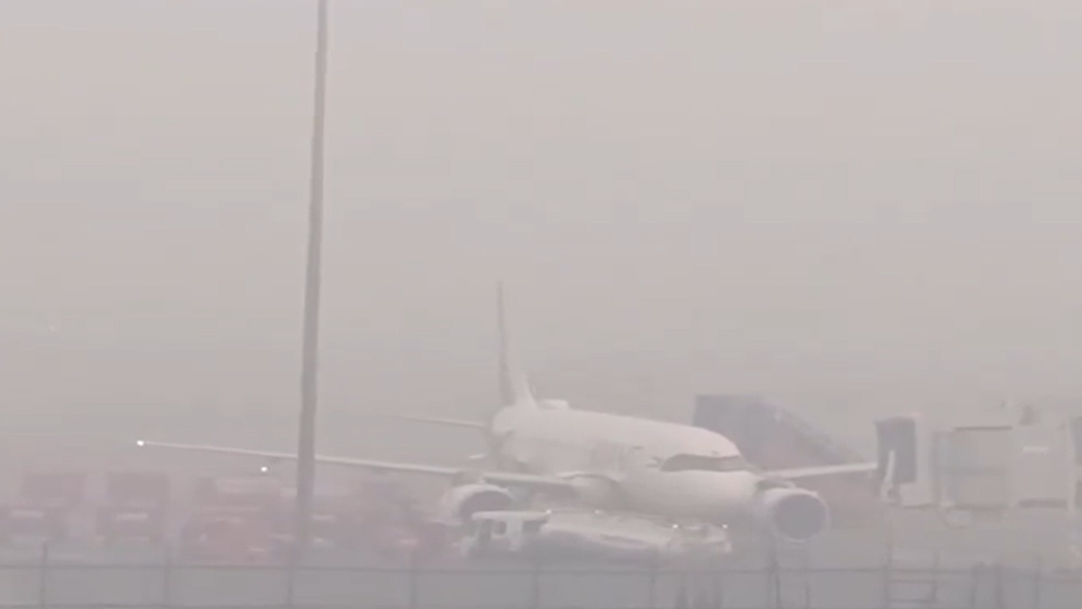 Tamil Nadu: Flight operations disrupted at Chennai Airport due to poor visibility