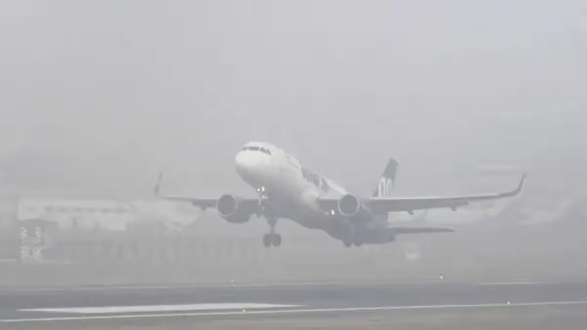 Dense fog disrupts operations at Kolkata airport, over 70 flights affected