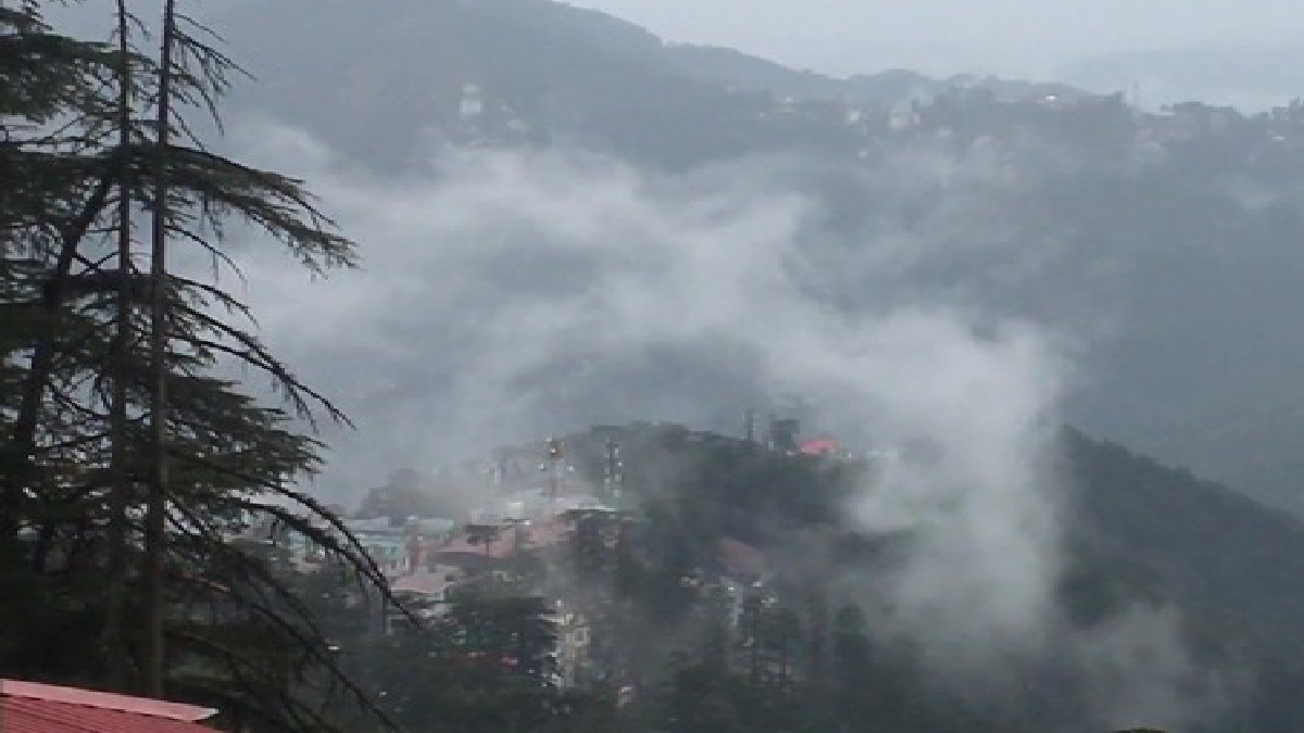 Himachal weather updates: IMD issues yellow warning for cold wave, dense fog in five districts