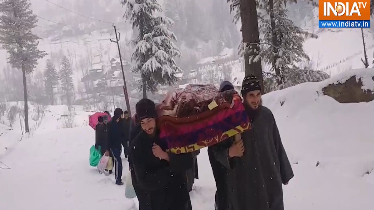 Jammu-Kashmir: Locals carry woman, newborn on shoulders amid heavy snowfall in Handwara | Video