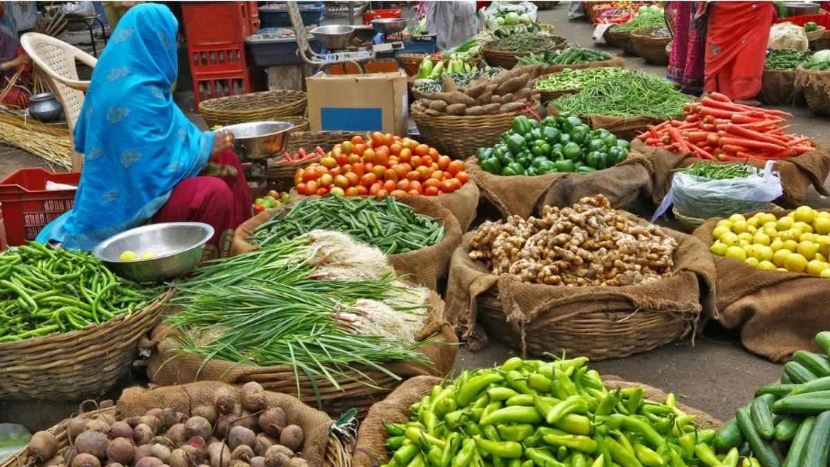 Retail inflation eases to four-month low of 5.22 per cent in December amid falling food prices