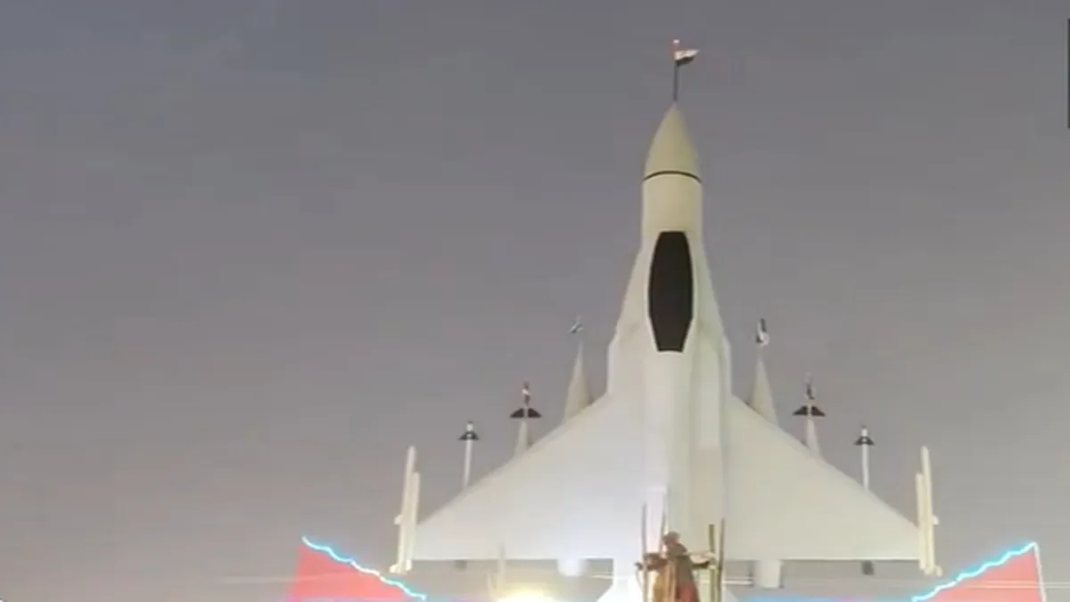 ‘Tejas Pandal’ inspired by HAL aircraft hogs limelight at Mahakumbh. 
