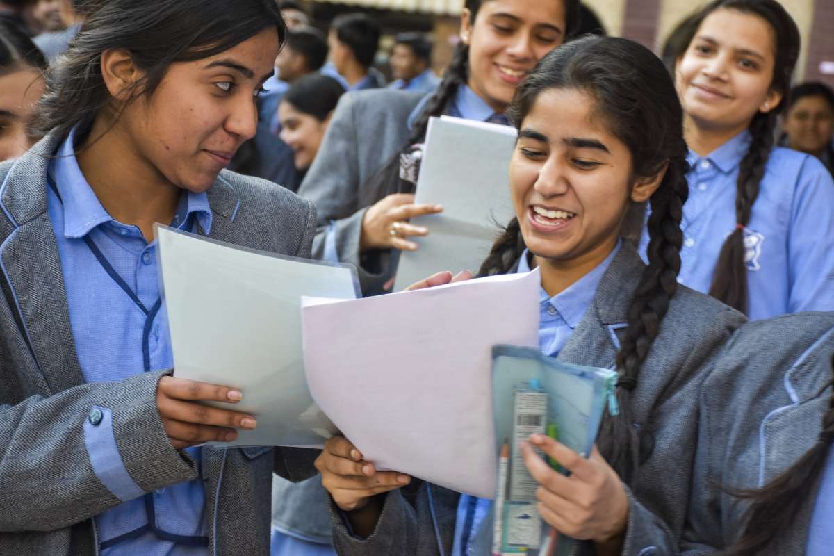 UP Board 2025 exam for 10th, and 12th begins today under strict measures - guidelines for students and parents