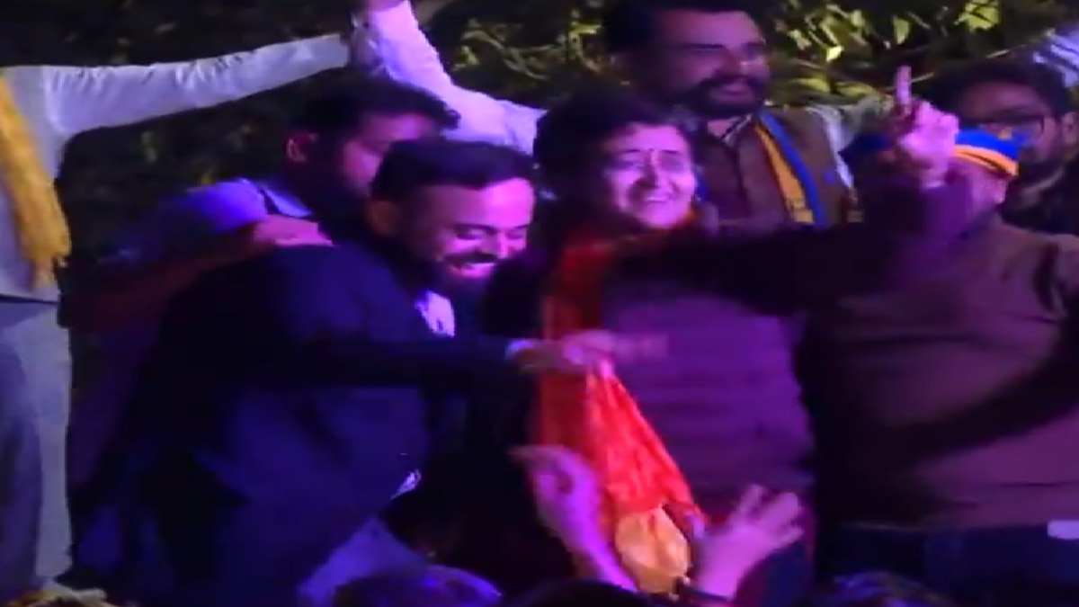 Delhi Election Results: Atishi dances to celebrate her Kalkaji victory amid AAP’s big defeat Delhi Election Results: Atishi dances to celebrate her Kalkaji victory amid AAP’s big defeat