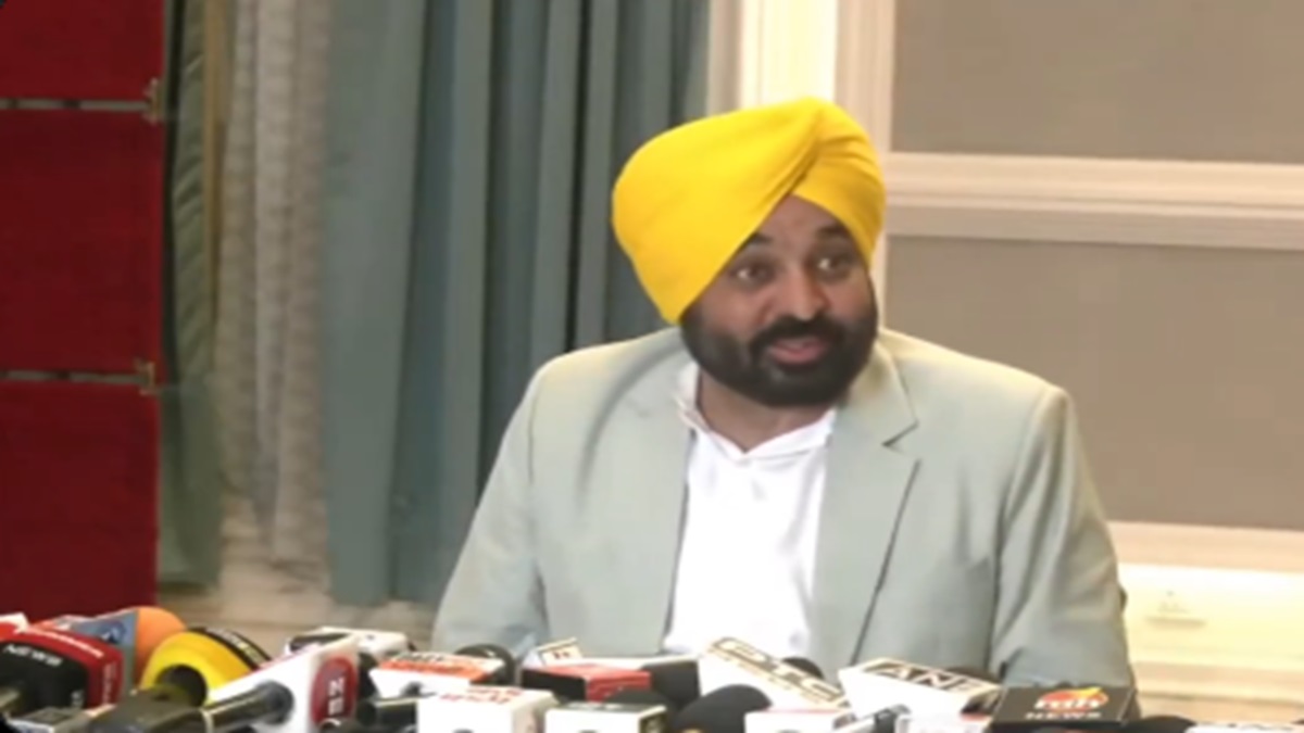 CM Bhagwant Mann questions US deportation flight, accuses Centre of 'defaming' Punjab | Watch