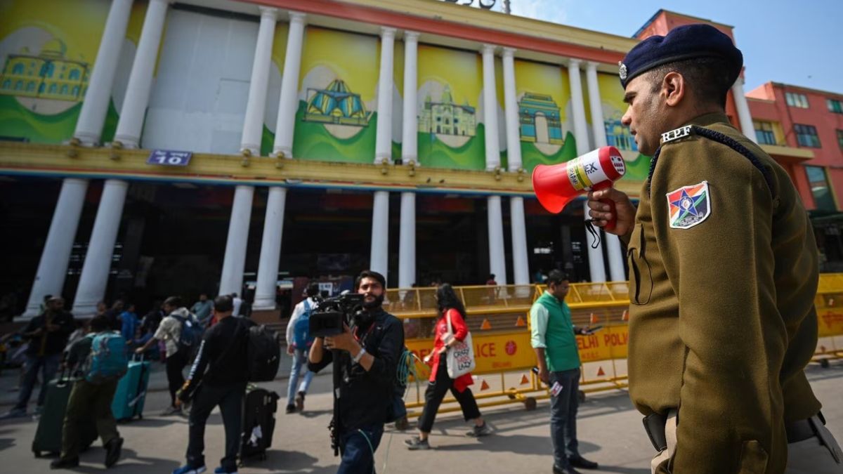RPF warns against vandalism of Railway properties, Here’s what can happen if people resort to such ‘unlawful acts’