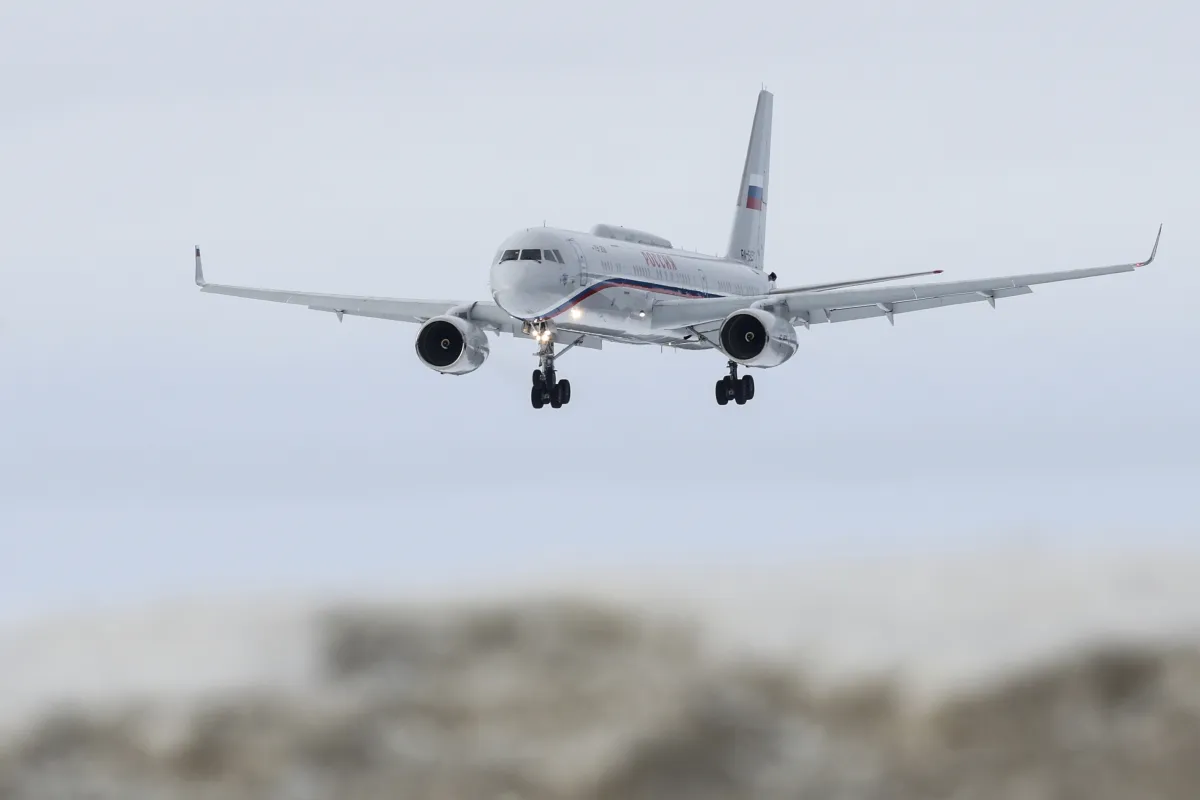 Airlines reduce flight ticket fares from Srinagar to Delhi after govt directive