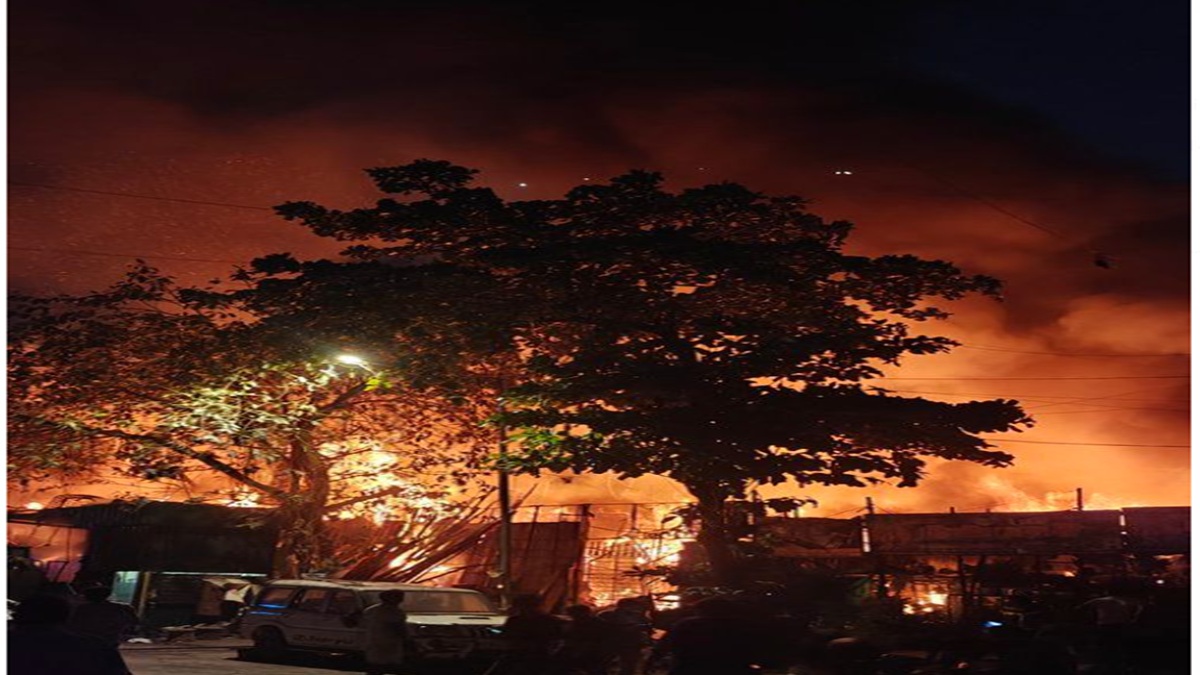 Maharashtra Fire breaks out near Film city road Wagheshwari Temple in Goregaon East fire tenders latest updates