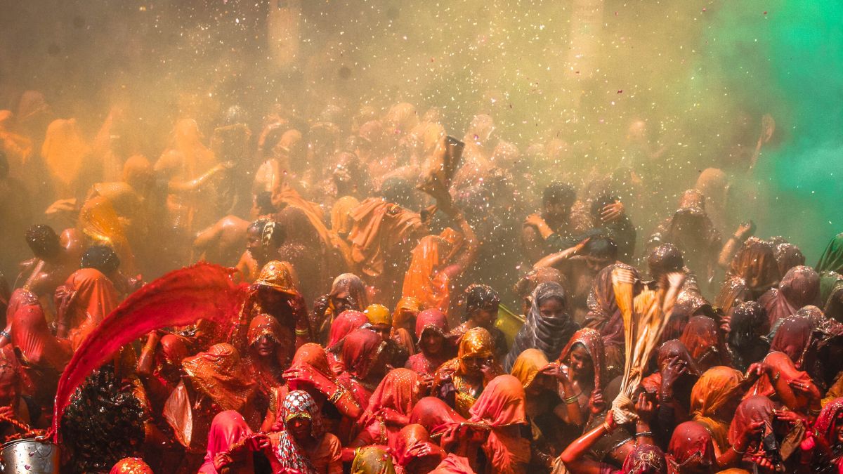 Holi 2025: When will the festival of colours be celebrated, 14th or 15th? Check date, timing and significance