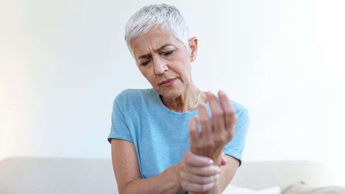 health osteoarthritis related disability increased by 130 per cent in menopausal women finds study