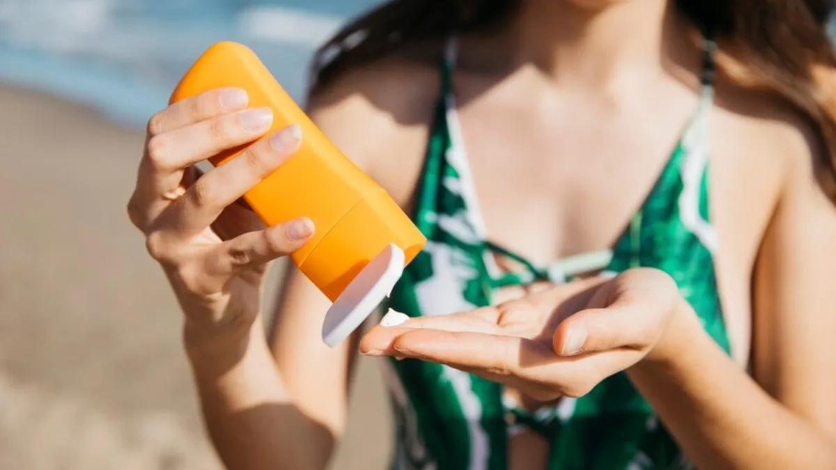 Know which sunscreen will be better for your skin type this summer.