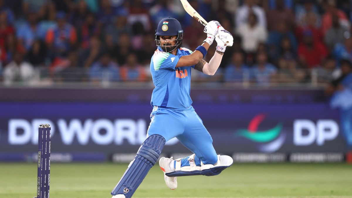 KL Rahul arrives in Mumbai post Champions Trophy 2025 Triumph