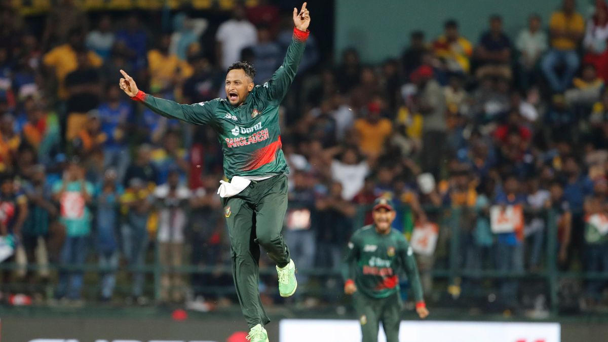 Bangladesh all-rounder Shakib Al Hasan cleared to bowl after passing reassessment test