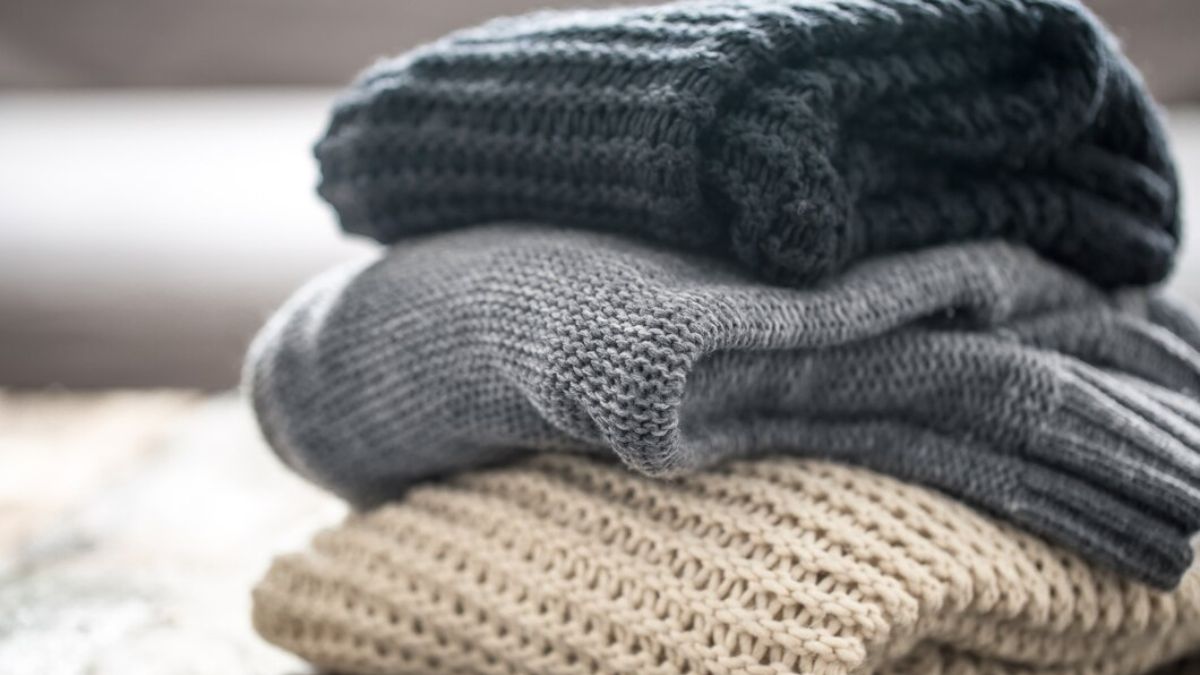 Mild detergent to air drying: Tips to keep woollens fresh and ready for next winter