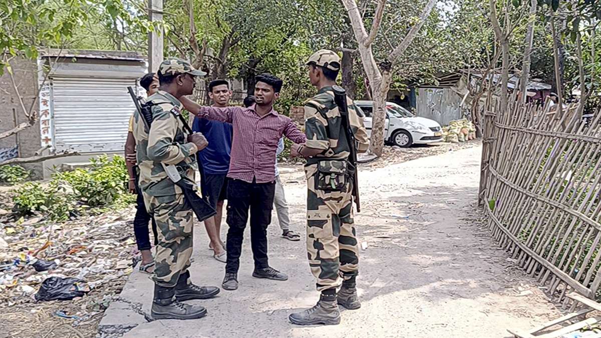 Murshidabad violence Centre to send more jawans in affected areas report to be submitted on april 14 internet shut