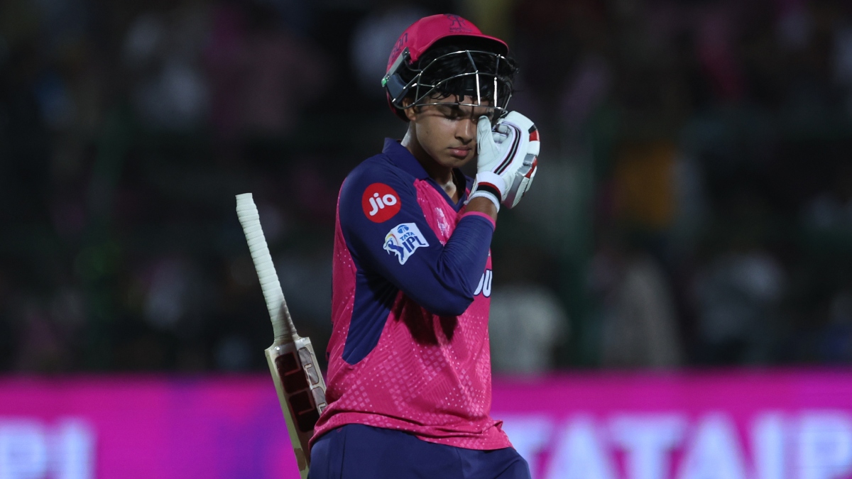 Vaibhav Suryavanshi in tears? Youngest IPL debutant trudges back after dismissal vs LSG | WATCH