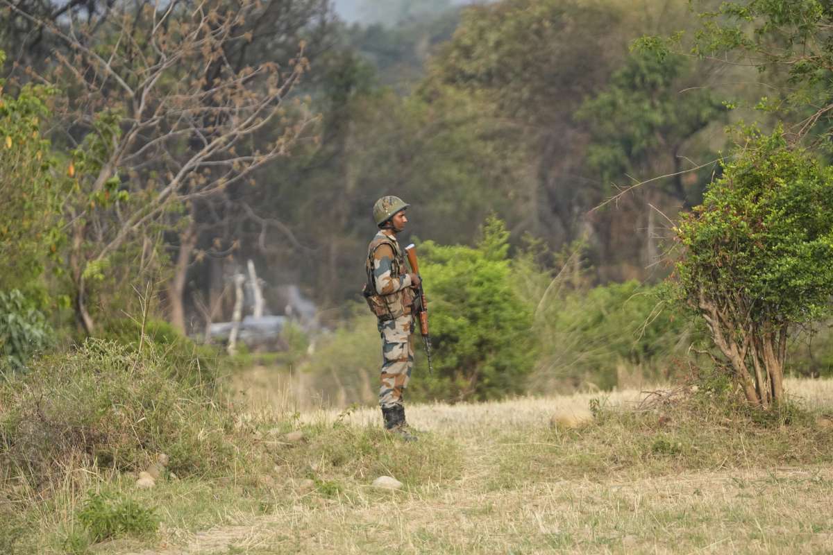BSF Thwarts Pakistan Terrorist Infiltration Attempt in Jammu and Kashmir