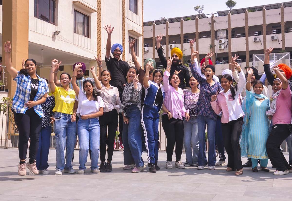 Tamil Nadu Class 10, 11 Results Declared; Girls Outperform Boys