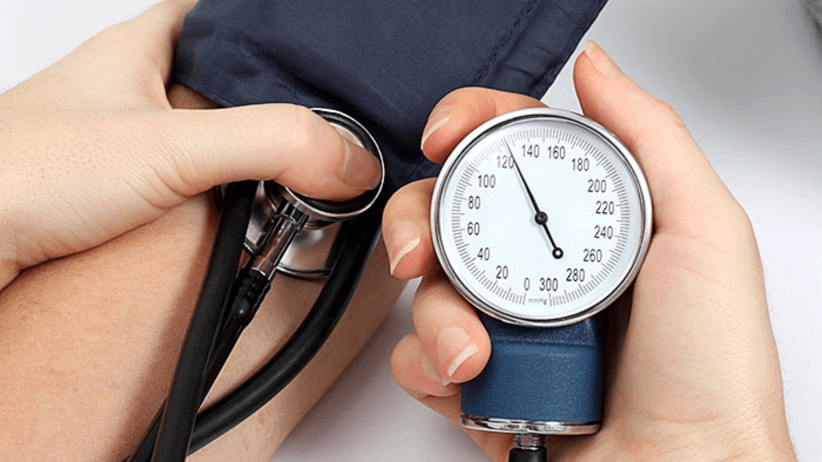 5 Silent Habits Secretly Raising Your Blood Pressure (and How to Lower Them)