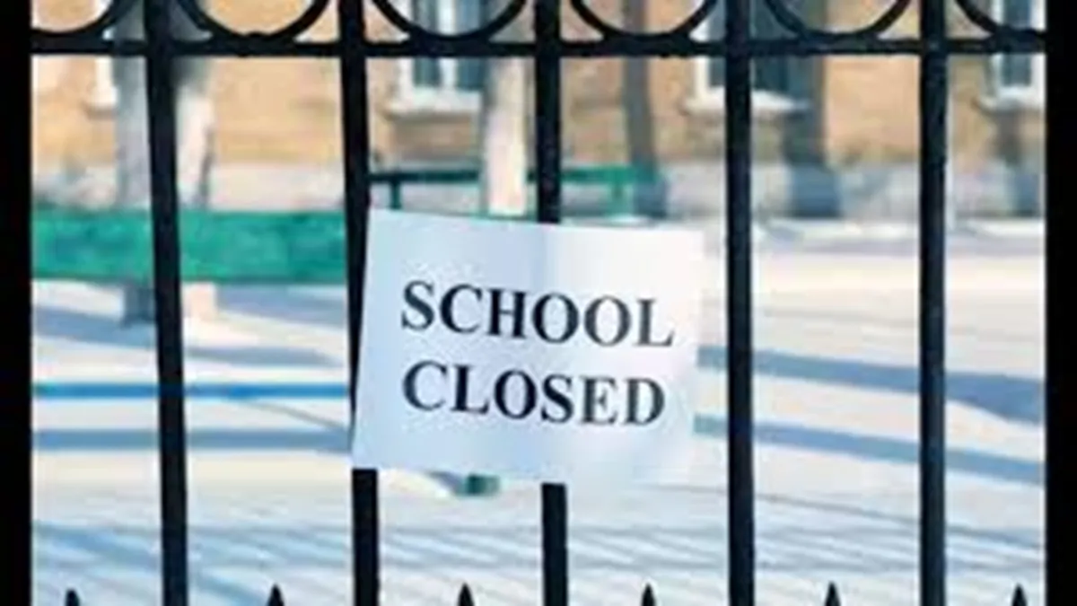 School and colleges to remain closed today in Jammu, Samba, Kathua, Rajouri and Poonch.
