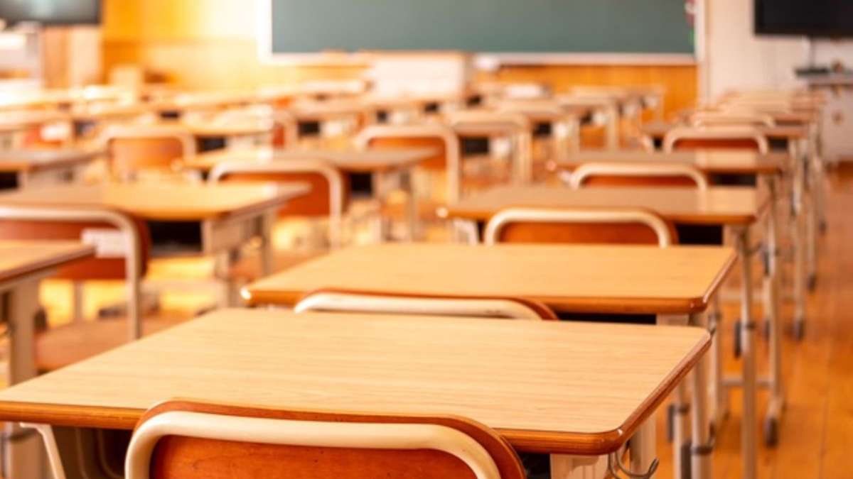 Schools to reopen tomorrow across Kashmir except border areas, details here