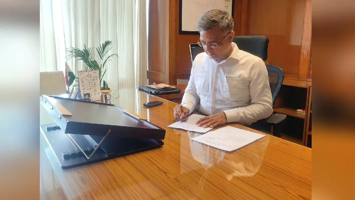 In a LinkedIn post, IAS Ajitabh Sharma criticised this imbalance, arguing it detracts from real sectoral impact in departments like energy, health, and infrastructure.