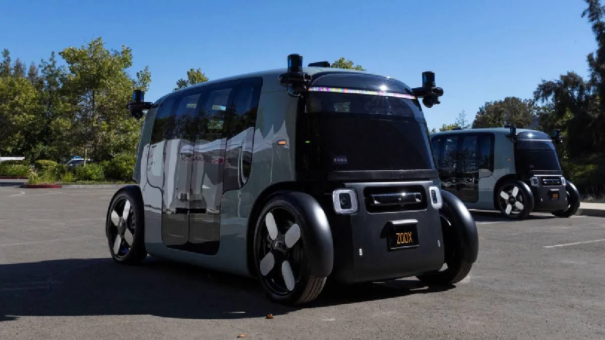 Amazon targets 10,000 robotaxis annually