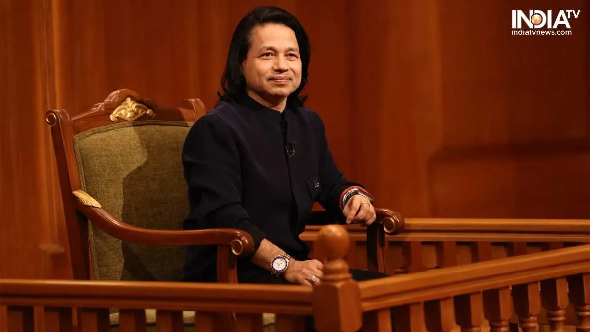 Kailash Kher on Aap Ki Adalat. 