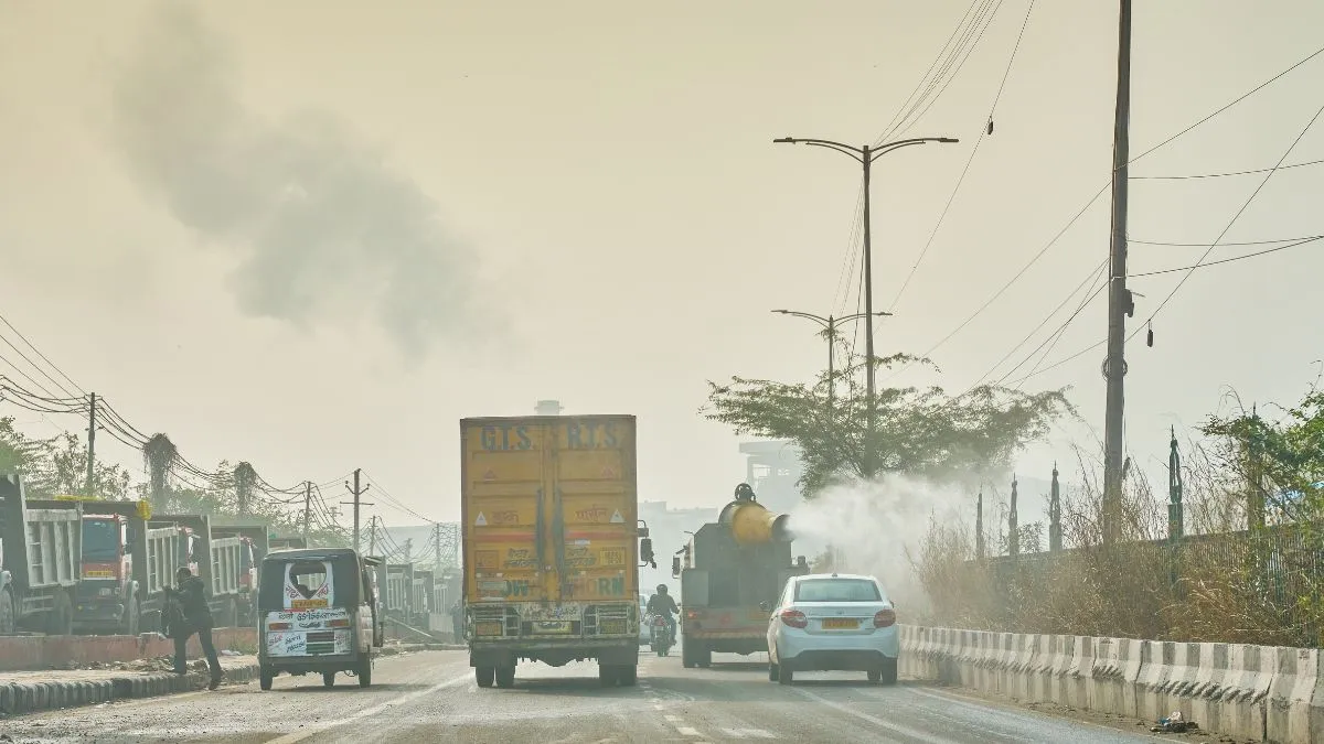 Air pollution may raise dementia risk, study finds | Health News – India TV