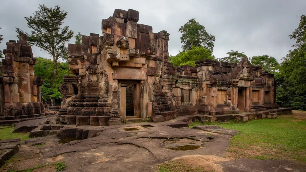 Ancient Hindu Temples Ignite Deadly Border Conflict Between Thailand and Cambodia