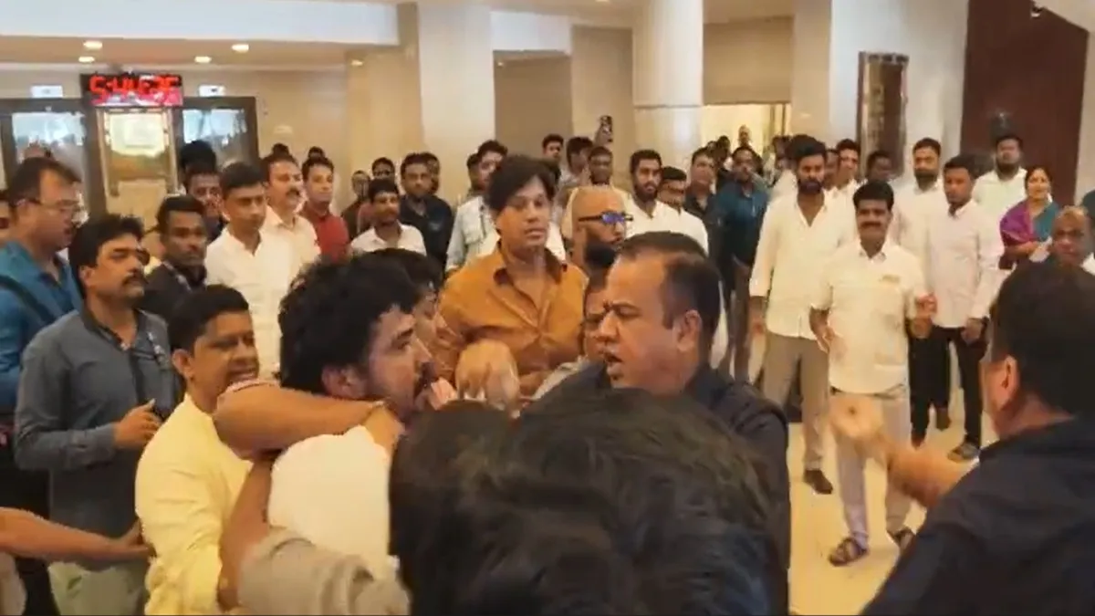 A scuffle took place between the BJP and NCP supporters.