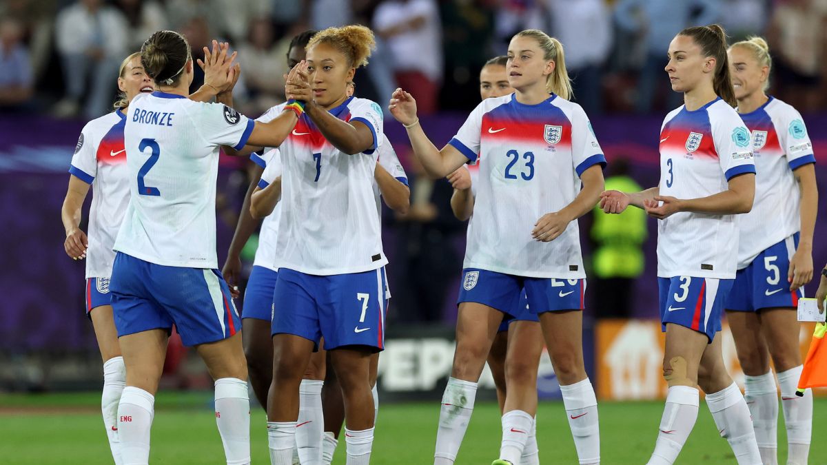 England's dramatic late-win against Sweden help them qualify for Euros semis, to face Italy