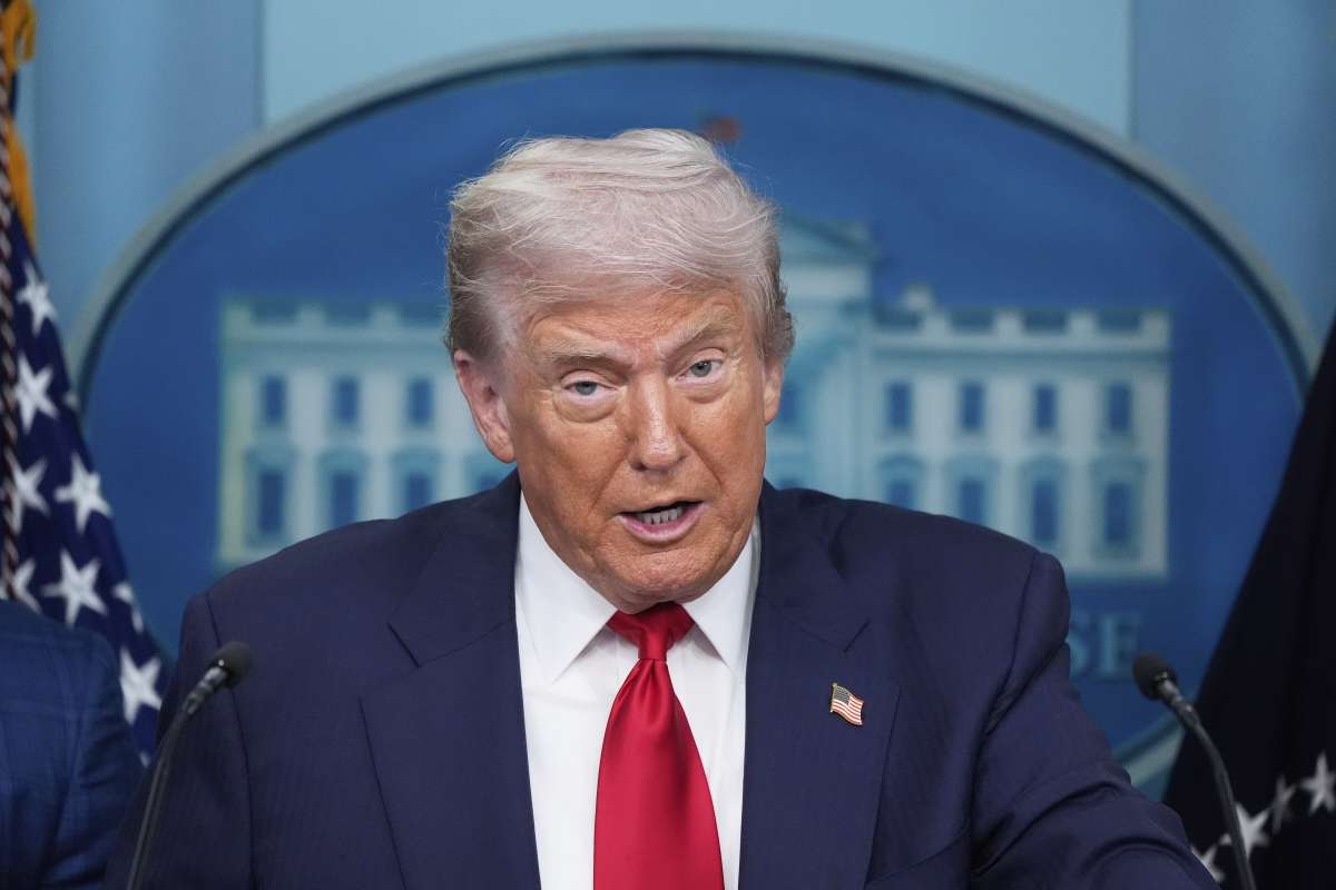 In a reversal, Trump praises Intel CEO days after demanding his resignation