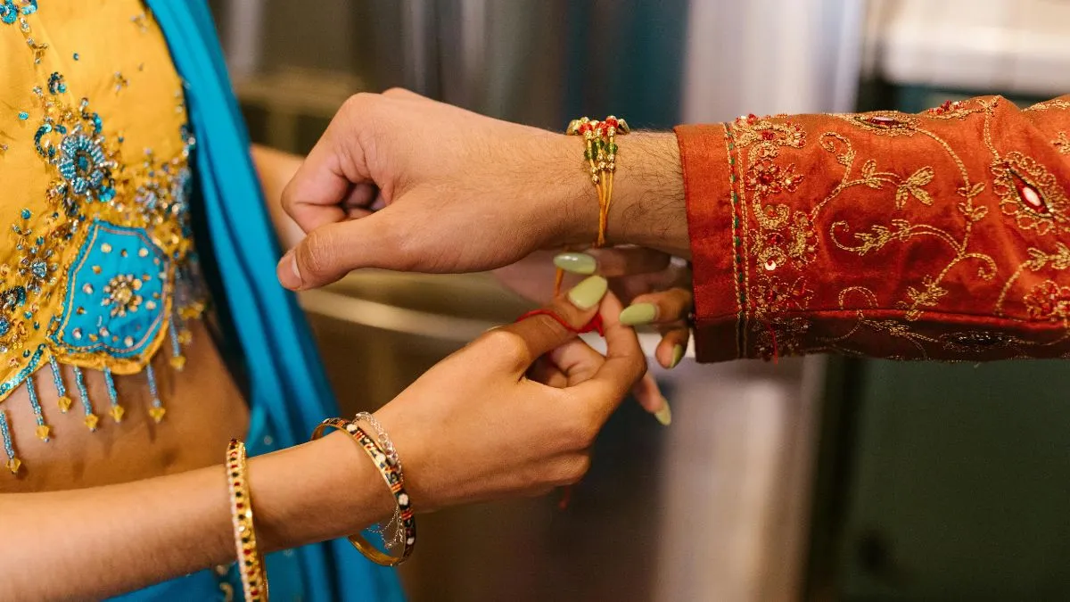 Celebrate sibling love with heartfelt Raksha Bandhan 2025 speeches.