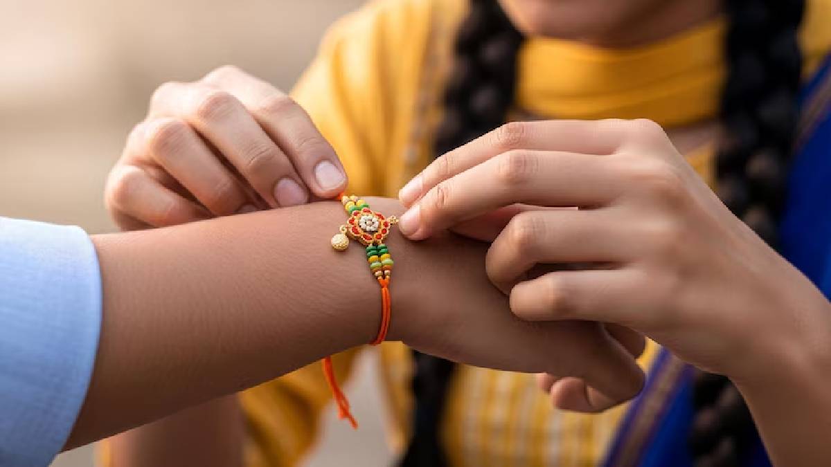 Raksha Bandhan gift guide: Top gadgets under Rs 1000 on Amazon and Flipkart