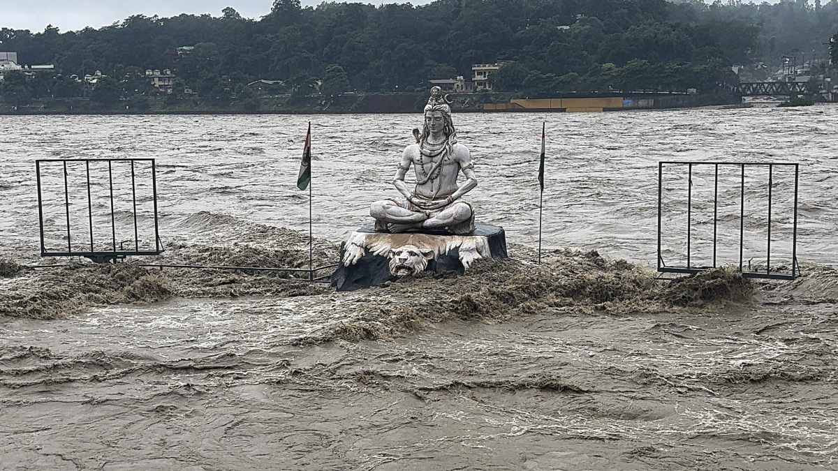 Weather updates: Check 7-day forecast for Uttarakhand and Himachal Pradesh amid flash floods