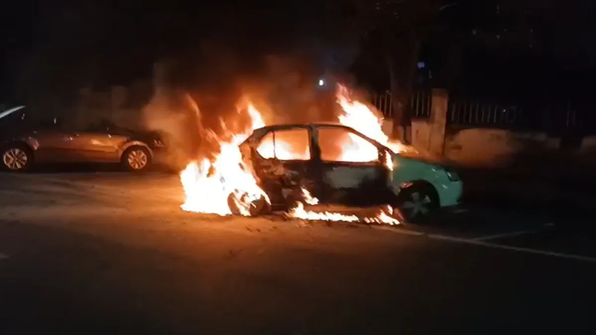 Car catches fire near Civil Lines District Court in Nagpur. 
