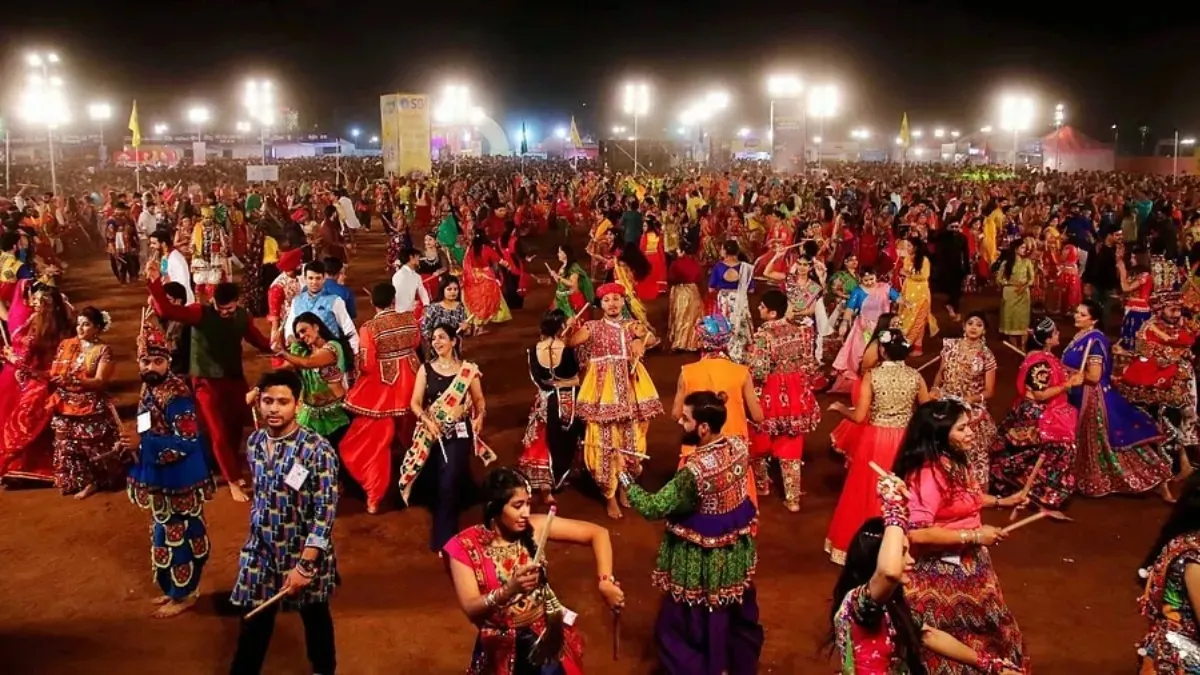 Hindu groups introduce new rules for Garba in MP.