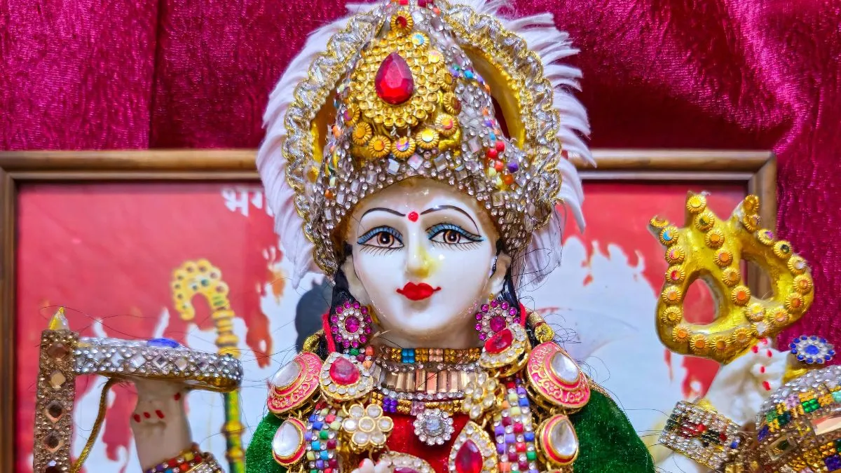 A decorated idol displayed during Navratri festivities, symbolising devotion and celebration on the 5th day