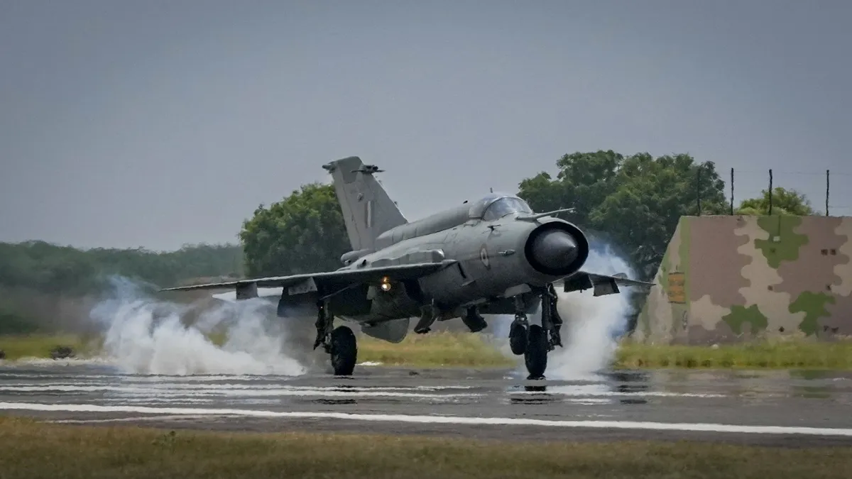 The iconic fighter aircraft MiG-21 is set to retire today. 