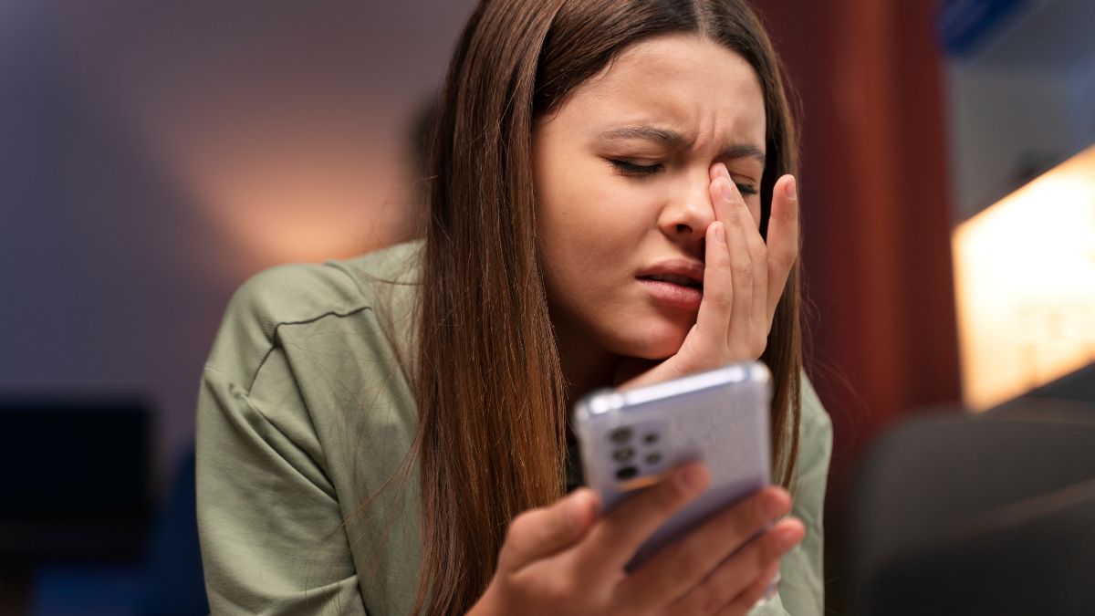 Doomscrolling and Eye Strain: Tips to Protect Your Vision