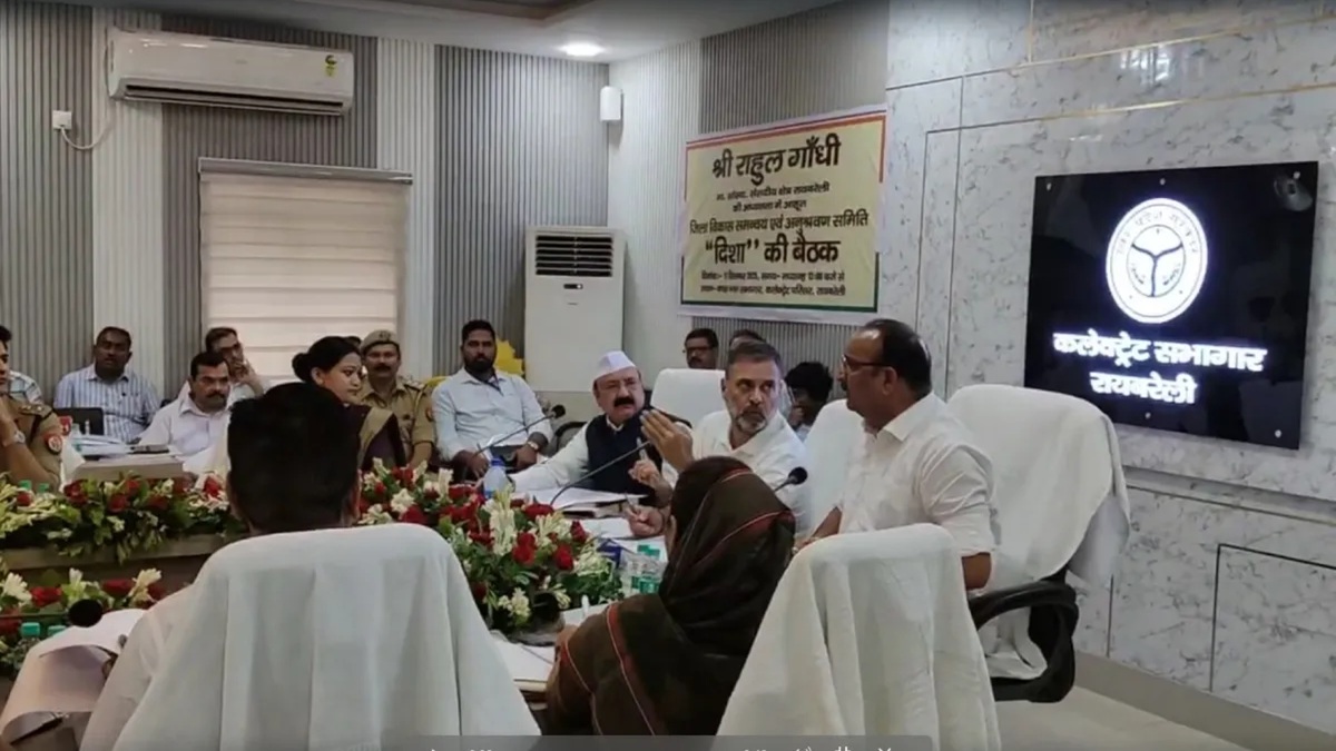 Rahul Gandhi and Dinesh Pratap Singh lock horns in fiery Rae Bareli ...