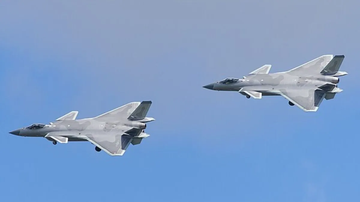 China's Chengdu J-20, a fifth-generation aircraft