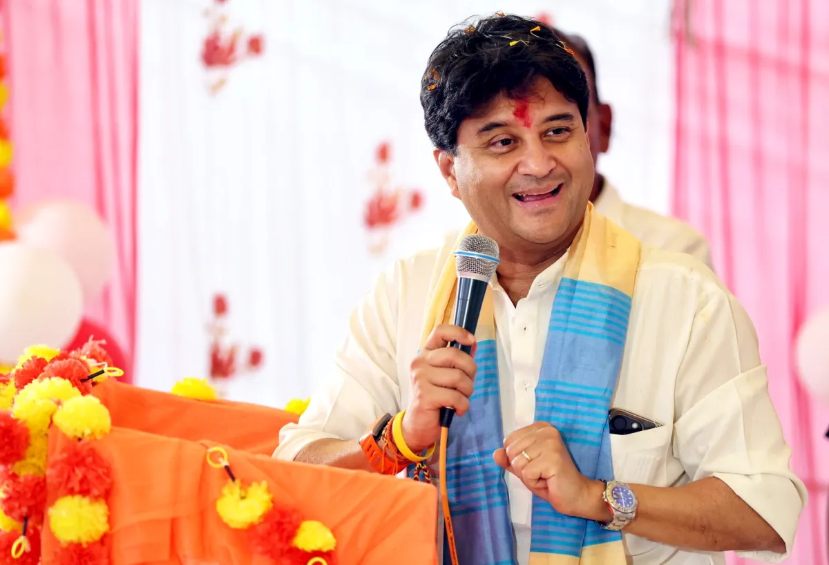 Indian telecom ranks global top 3, says Scindia