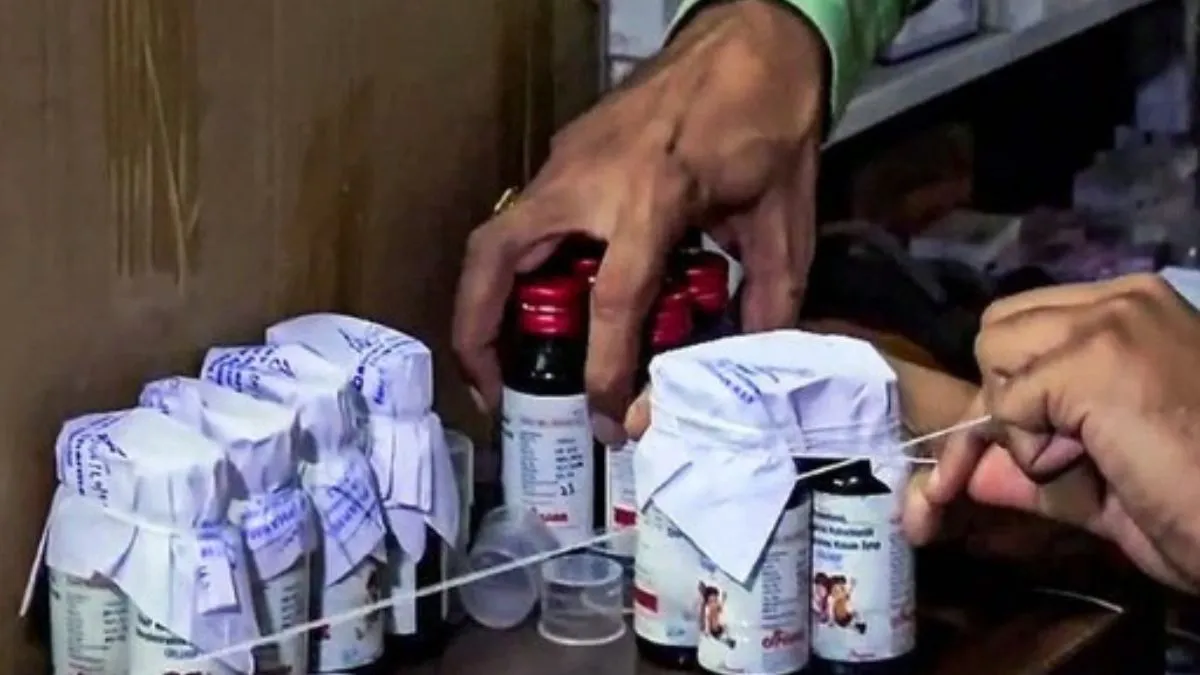 Investigations revealed that the Coldrif cough syrup contained the exact banned combination of Paracetamol, Chlorpheniramine and Phenylephrine, and did not carry any warning label.