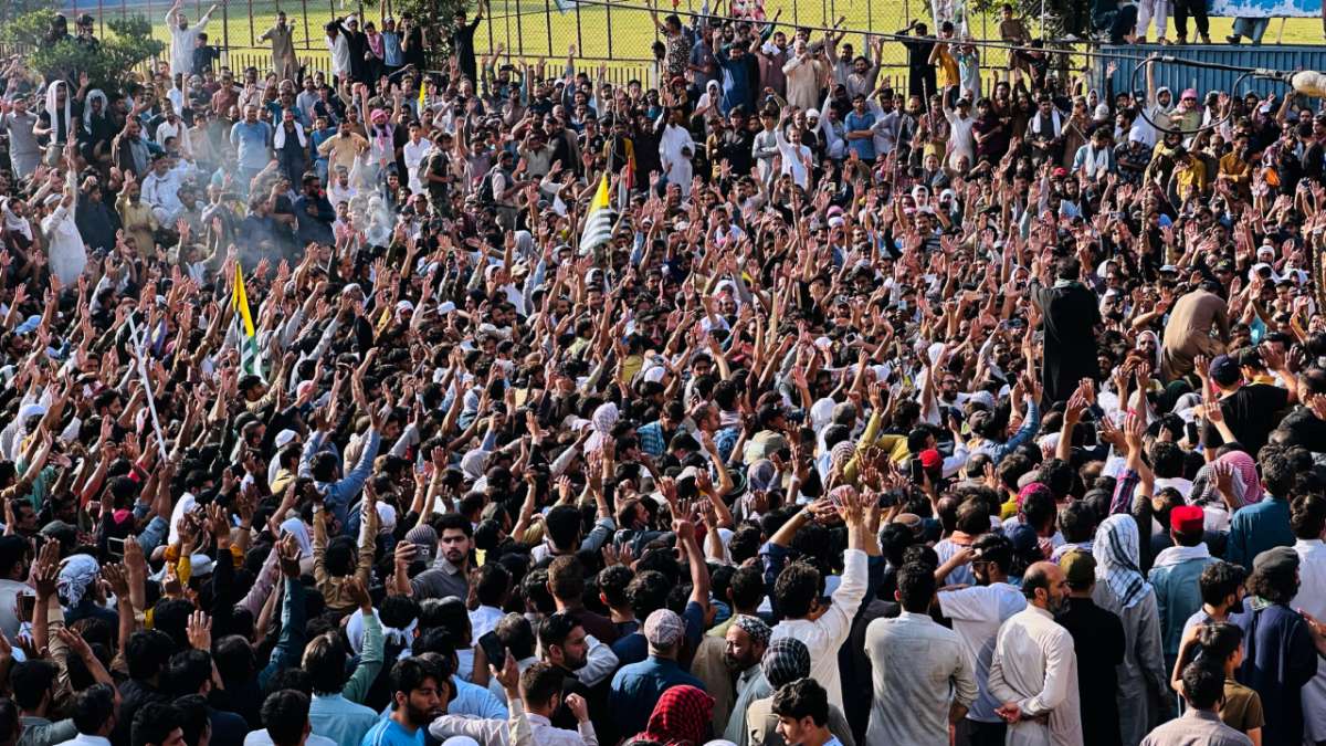 PoK unrest flares reach UK, British Kashmiris protest outside Pakistan consulate in Birmingham