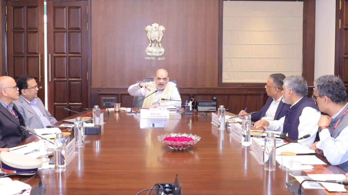 Home Minister Amit Shah during a security meeting with agencies 